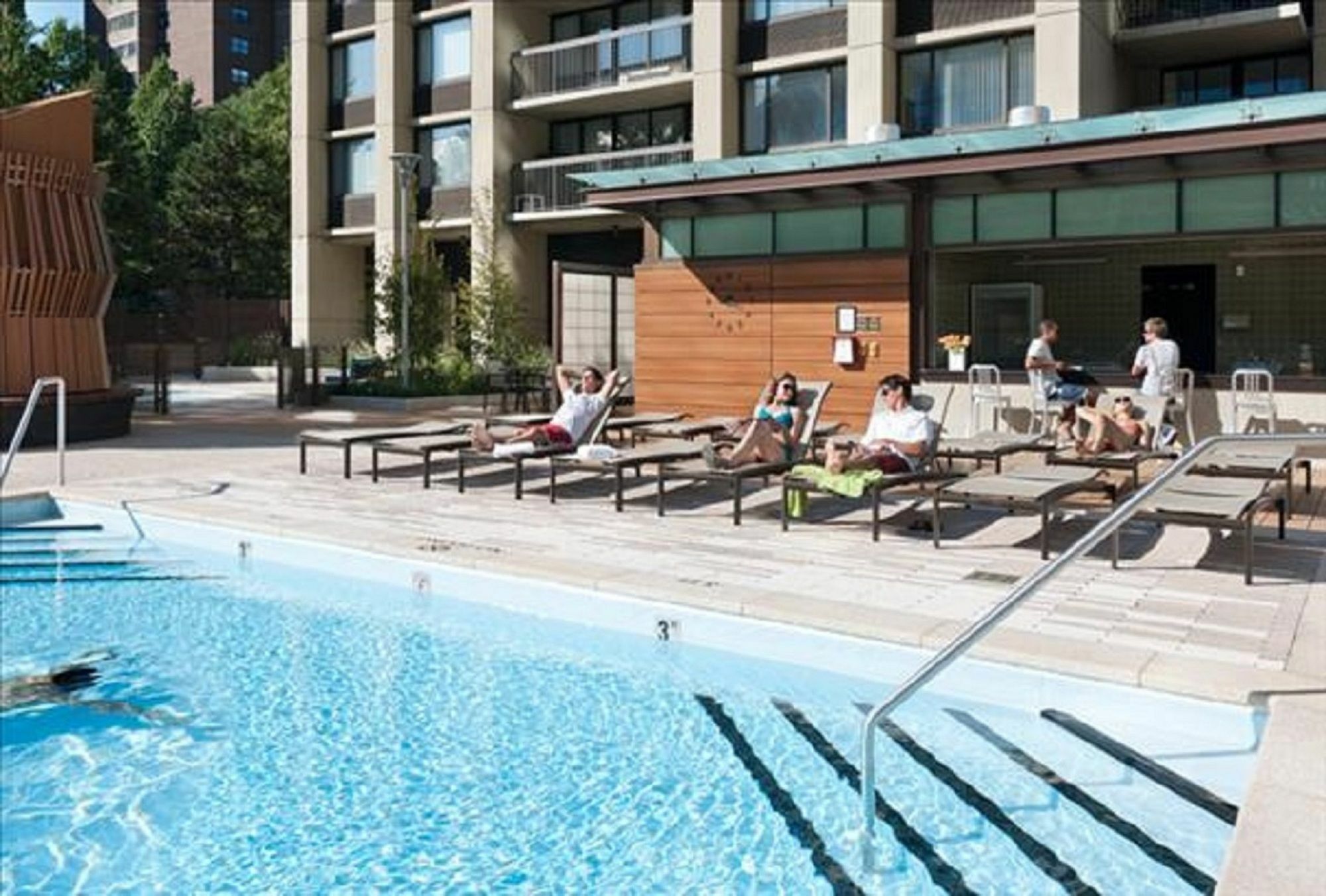 Global Luxury Suites At The Commonwealth 波士顿 外观 照片