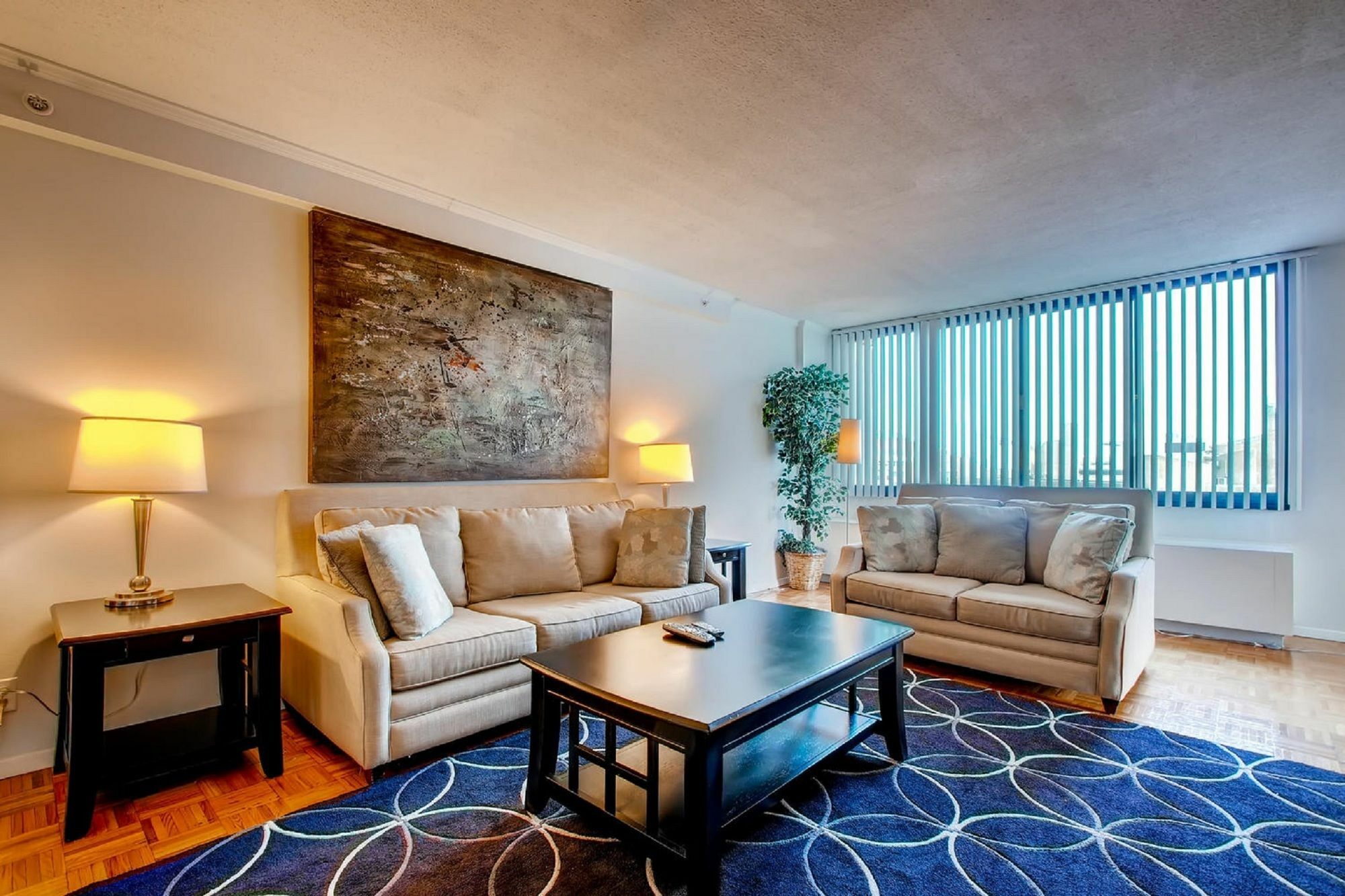 Global Luxury Suites At The Commonwealth 波士顿 外观 照片